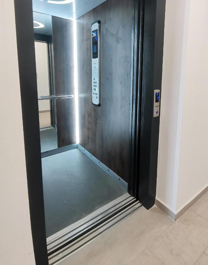 Stylish One Bedroom Apartment Podgorica Ngoại thất bức ảnh